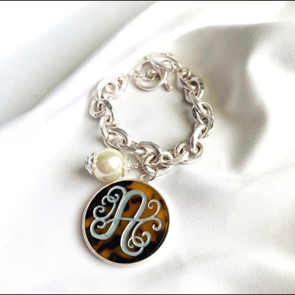 Tortoiseshell “A” Initial Charm Bracelet - Picture 1 of 3